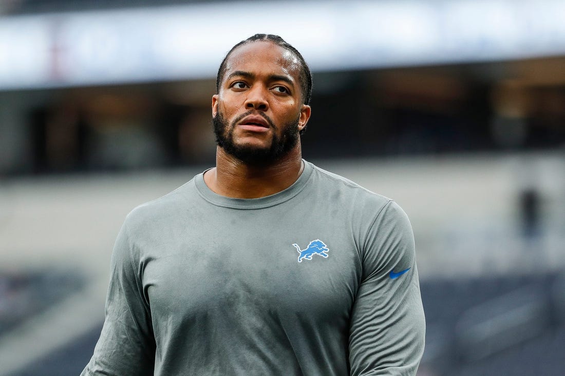 Detroit Lions outside linebacker Trey Flowers (90) warms up before the Los Angeles Rams game at the SoFi Stadium in Inglewood, California on Sunday, Oct. 24, 2021.