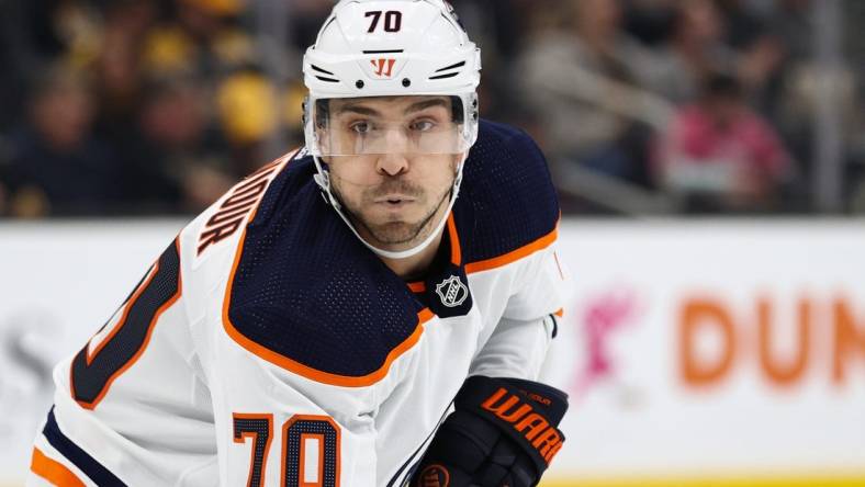 Nov 11, 2021; Boston, Massachusetts, USA; Edmonton Oilers center Colton Sceviour (70) during the second period against the Boston Bruins at TD Garden. Mandatory Credit: Winslow Townson-USA TODAY Sports