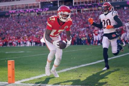 Kansas City Chiefs wide receiver Mecole Hardman (17) catches a touchdown pass in the second quarter during the AFC championship NFL football game, Sunday, Jan. 30, 2022, at GEHA Field at Arrowhead Stadium in Kansas City, Mo.

Cincinnati Bengals At Kansas City Chiefs Jan 30 Afc Championship 289
