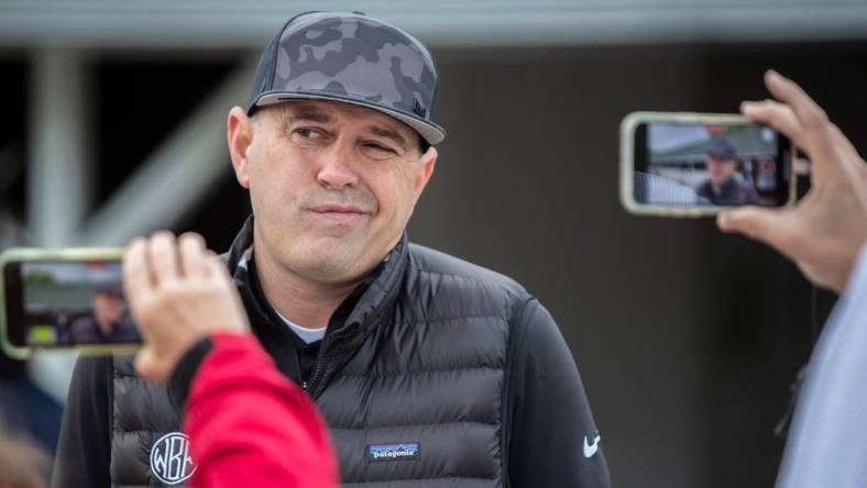 Trainer Chad Brown talks with the media on the backside at Churchill Downs about his Kentucky Derby prospect, Zandon. April 29, 2022

Af5i9148