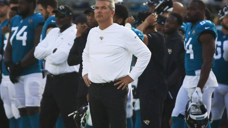 As time almost expires, Jacksonville Jaguars head coach Urban Meyer looks on to the clock during the fourth quarter at TIAA Bank Field Sunday, Nov. 21, 2021 in Jacksonville. The Jacksonville Jaguars hosted the San Francisco 49ers during a regular season NFL game. The 49ers defeated the Jaguars 30-10. [Corey Perrine/Florida Times-Union]

Jki Cp Jags 49ers 09