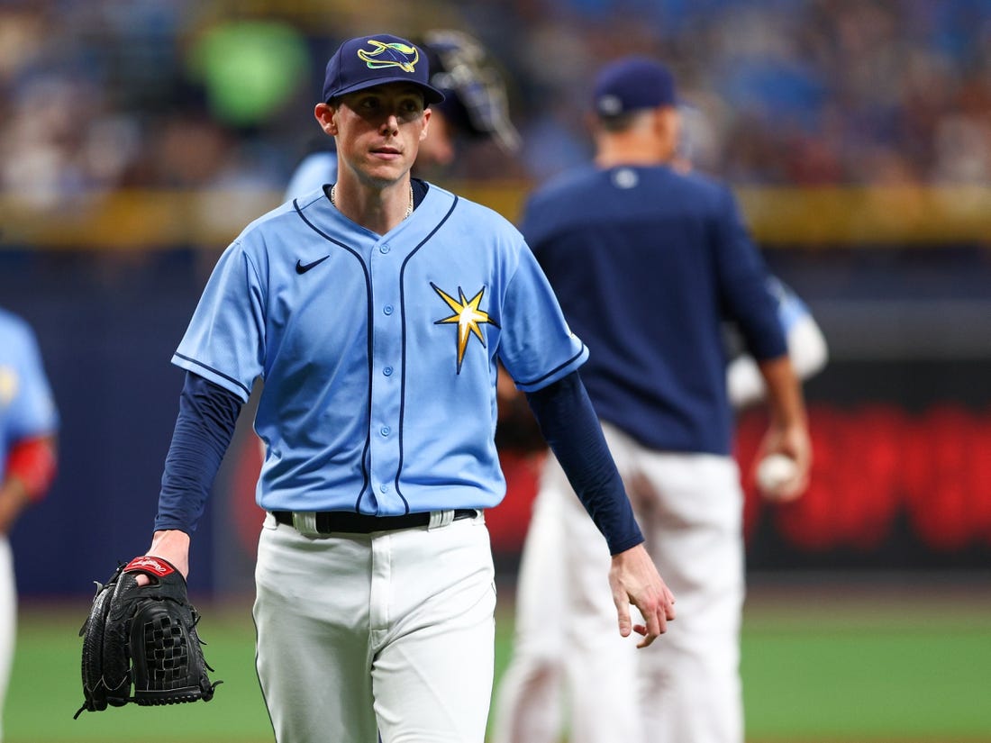 Jun 5, 2022; St. Petersburg, Florida, USA;  Tampa Bay Rays relief pitcher Ryan Yarbrough (48) reacts after being taking out of a game against the Chicago White Sox in the second inning at Tropicana Field. Mandatory Credit: Nathan Ray Seebeck-USA TODAY Sports