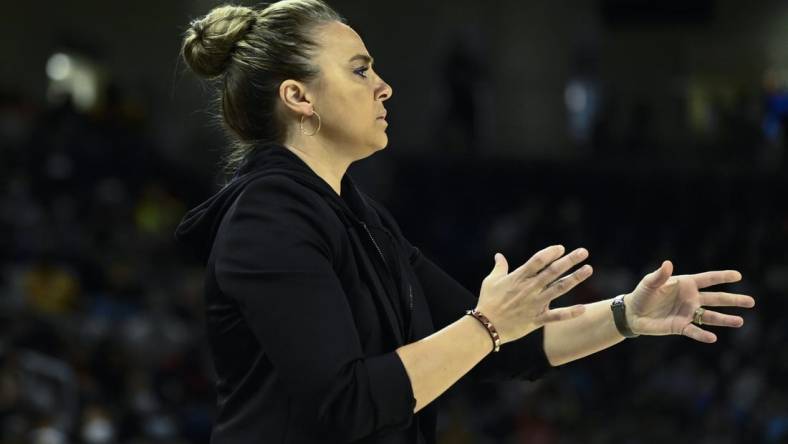 Jul 26, 2022; Chicago, IL, USA;  Las Vegas Aces head coach Becky Hammon directs the team during the first half of the Commissioners Cup-Championships against the Chicago Sky at Wintrust Arena. Mandatory Credit: Matt Marton-USA TODAY Sports