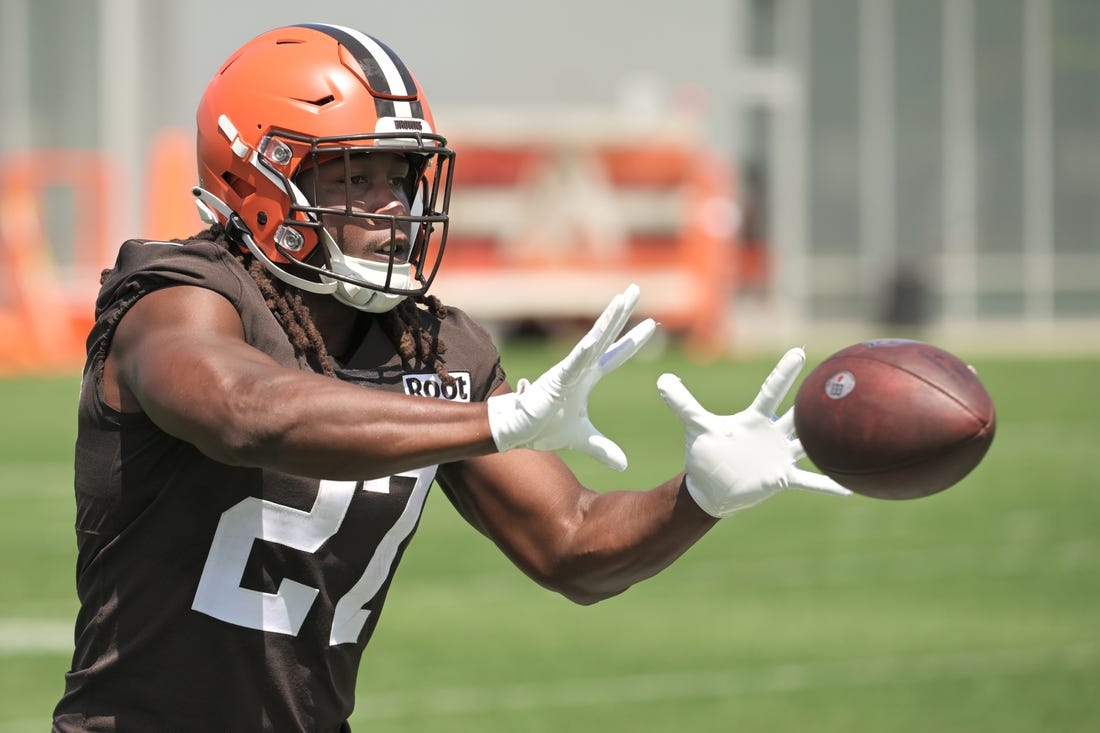 Browns RB Kareem Hunt suspended eight games for 'altercations'