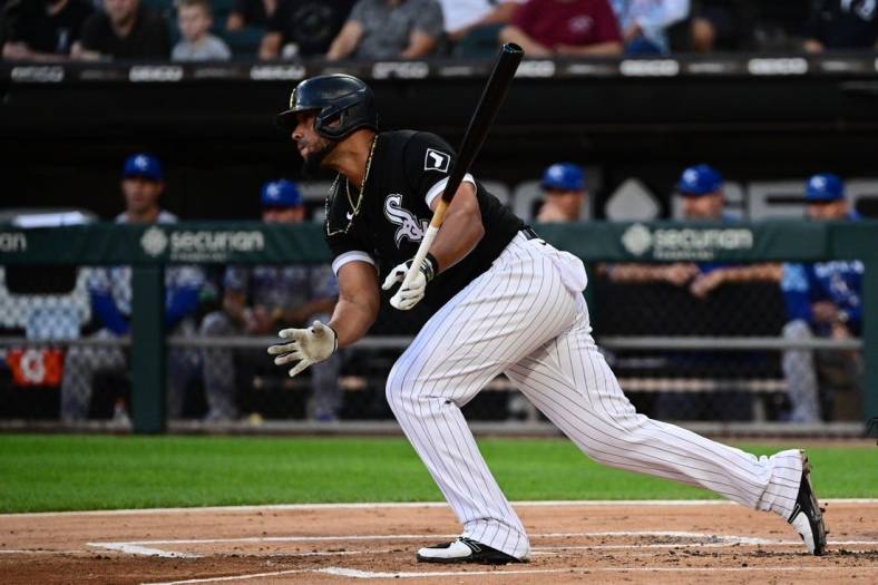 Aug 2, 2022; Chicago, Illinois, USA; Chicago White Sox first baseman Jose Abreu (79) hits a RBI single in the first inning against the Kansas City Royals at Guaranteed Rate Field. Mandatory Credit: Quinn Harris-USA TODAY Sports