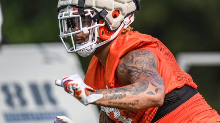 Clemson defensive end Xavier Thomas (3) during the first day of fall football practice at the Allen Reeves Complex in Clemson Friday, August 5, 2022.Clemson Football First Day Fall Practice