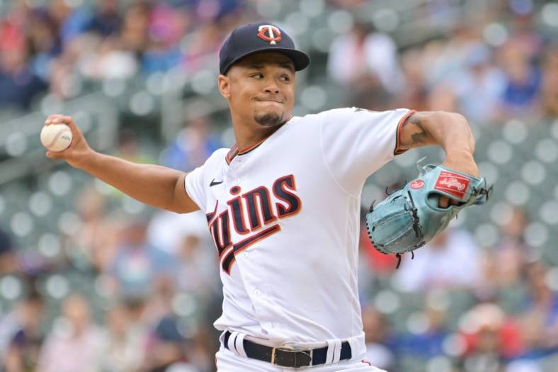 Aug 7, 2022; Minneapolis, Minnesota, USA; Minnesota Twins starting pitcher Chris Archer (17) throws a pitch against the Toronto Blue Jays during the first inning at Target Field. Mandatory Credit: Jeffrey Becker-USA TODAY Sports