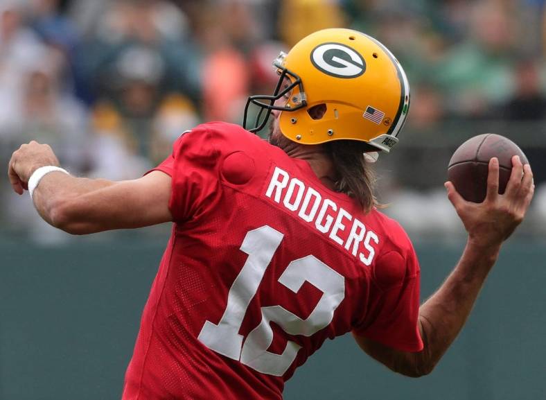 Green Bay Packers quarterback Aaron Rodgers (12) participates in training camp on Monday, Aug. 8, 2022, at Ray Nitschke Field in Ashwaubenon, Wis.Wm. Glasheen USA TODAY NETWORK-Wisconsin

Apc Packers Training Camp 10278 080822wag