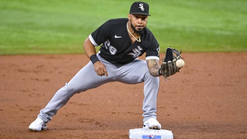 Aug 7, 2022; Arlington, Texas, USA; Chicago White Sox shortstop Leury Garcia (28) in action during the game between the Texas Rangers and the Chicago White Sox at Globe Life Field. Mandatory Credit: Jerome Miron-USA TODAY Sports