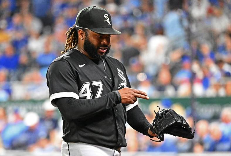 Aug 10, 2022; Kansas City, Missouri, USA;  Chicago White Sox starting pitcher Johnny Cueto (47) reacts coming off the field after the sixth inning against the Kansas City Royals at Kauffman Stadium. Mandatory Credit: Peter Aiken-USA TODAY Sports