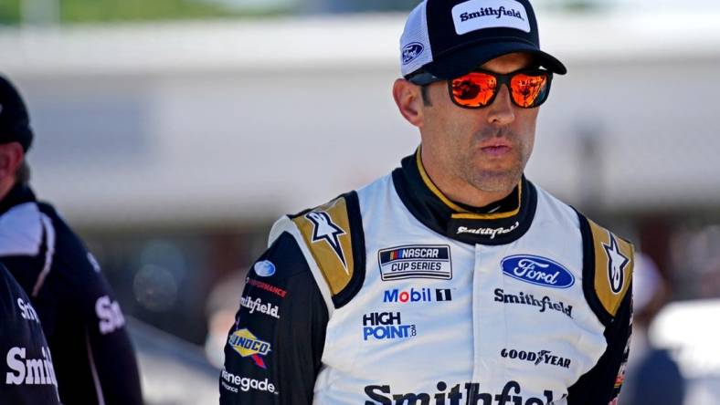 Aug 13, 2022; Richmond, Virginia, USA; NASCAR Cup Series driver Aric Almirola (10) during practice and qualifying for the Federated Auto Parts 400 at Richmond International Raceway. Mandatory Credit: Peter Casey-USA TODAY Sports