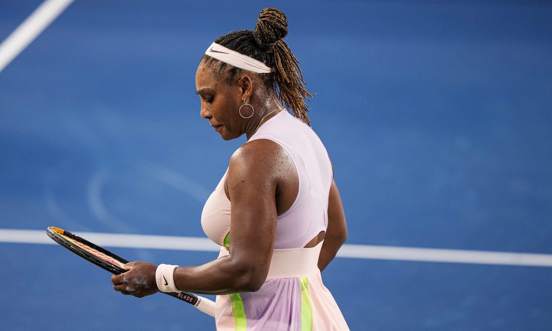 Serena Williams defeats Danka Kovinic in first round of U.S. Open