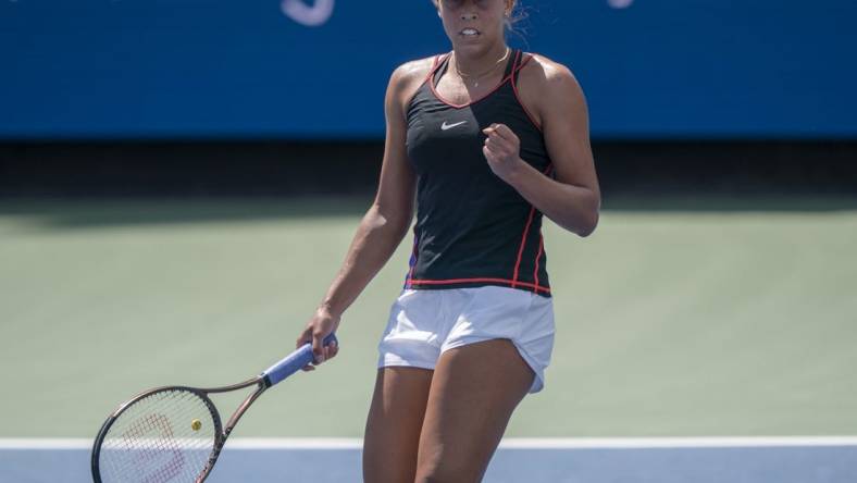 Aug 19, 2022; Cincinnati, OH, USA; Madison Keys (USA) reacts to a point during her match against Elena Rybakina (KAZ) at the Western & Southern Open at the Lindner Family Tennis Center. Mandatory Credit: Susan Mullane-USA TODAY Sports