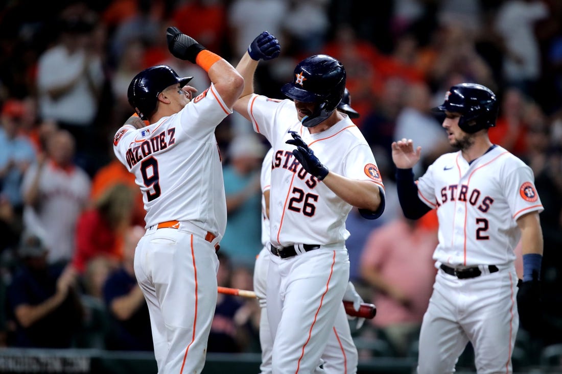 Astros' win completes season domination of Twins