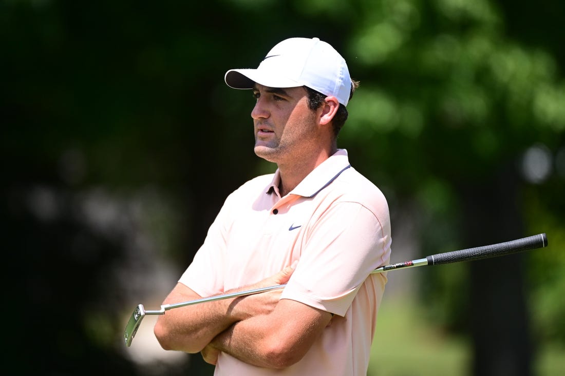 Aug 26, 2022; Atlanta, Georgia, USA; Scottie Scheffler waits on the 2nd green during the second round of the TOUR Championship golf tournament. Mandatory Credit: Adam Hagy-USA TODAY Sports