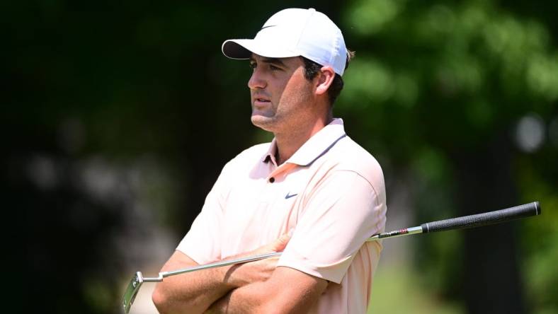 Aug 26, 2022; Atlanta, Georgia, USA; Scottie Scheffler waits on the 2nd green during the second round of the TOUR Championship golf tournament. Mandatory Credit: Adam Hagy-USA TODAY Sports