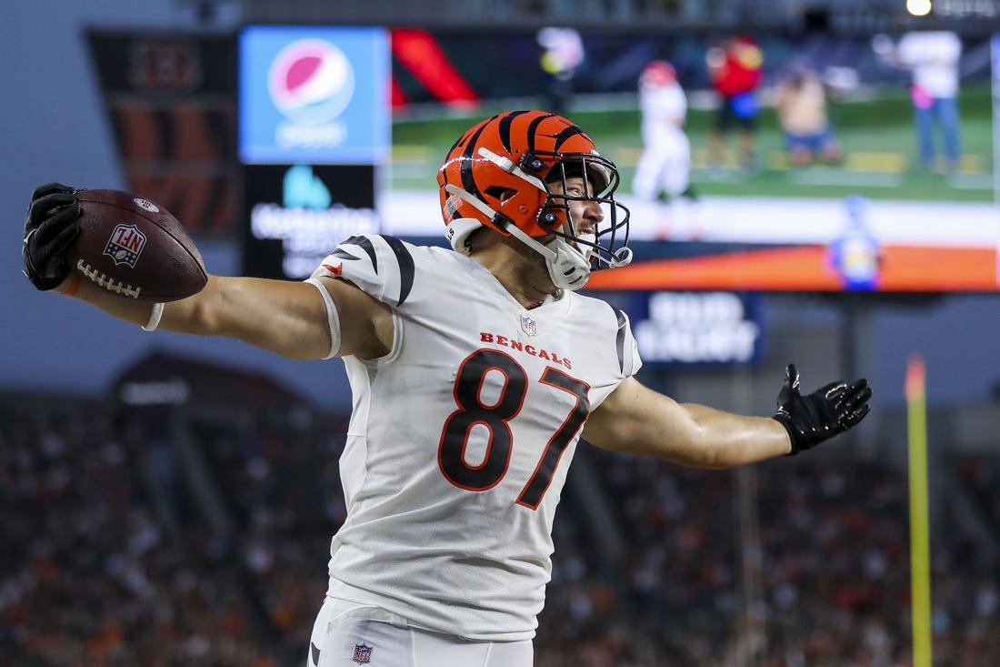 Bengals, Rams play nice in rematch