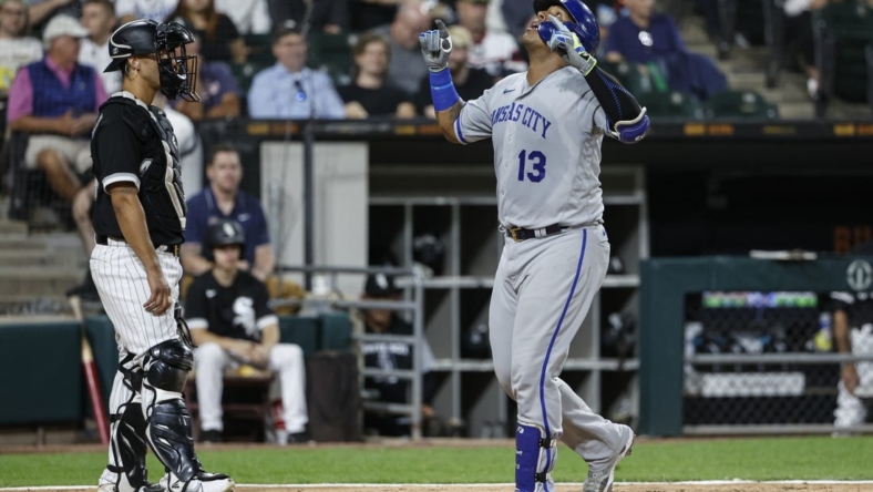White Sox try to solve Royals, snap 5-game skid