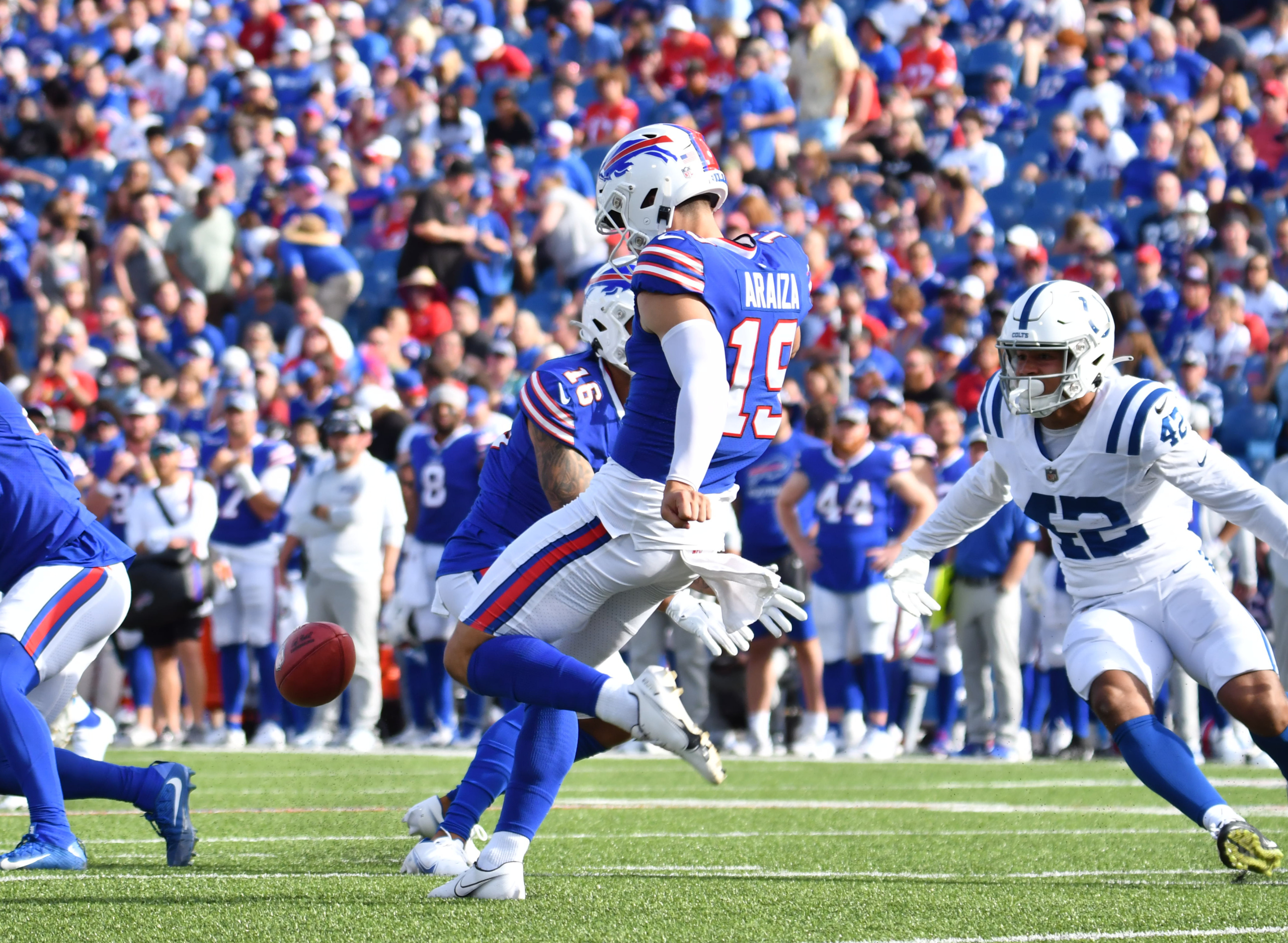 Punt God: Buffalo Bills rookie punter Matt Araiza drills 82-yard punt in NFL preseason debut