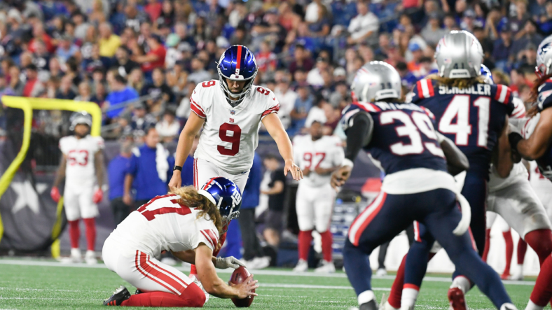 NFL: New York Giants at New England Patriots