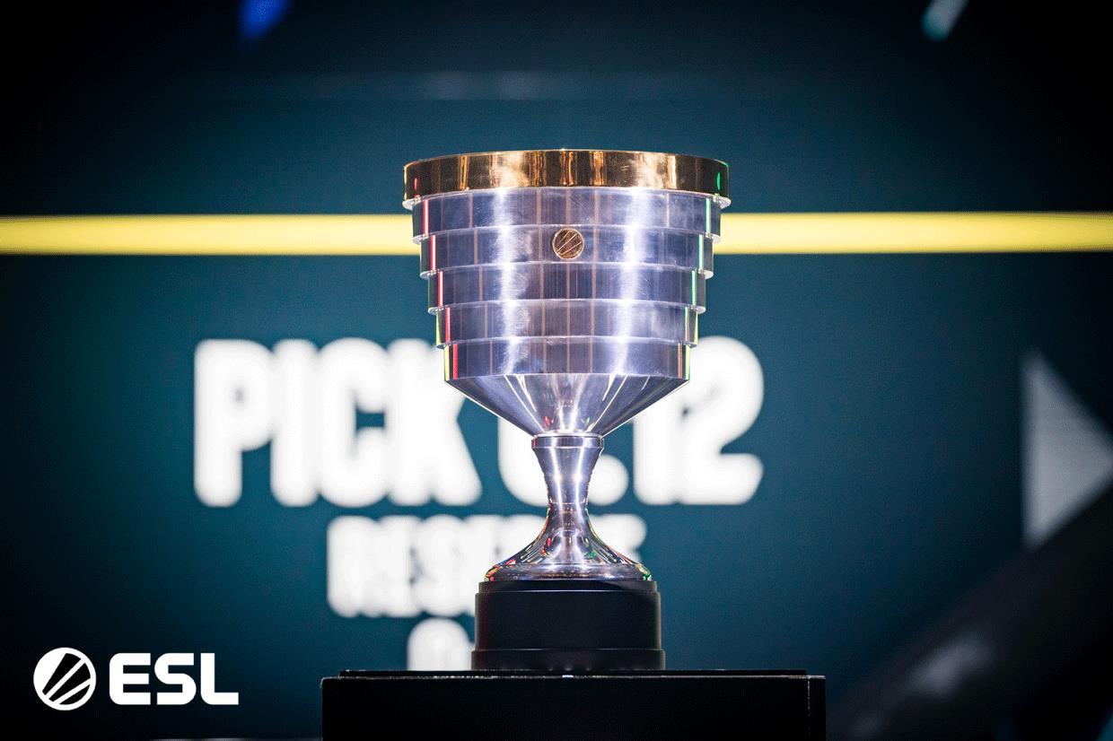 ESL One trophy