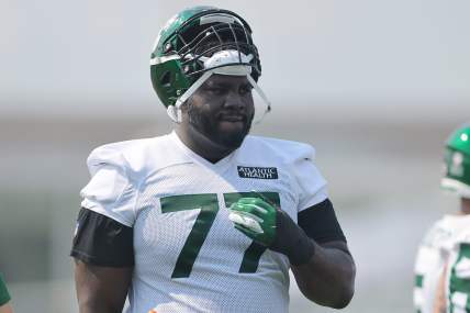 Mekhi Becton’s latest injury puts serious pressure on New York Jets to sign Duane Brown