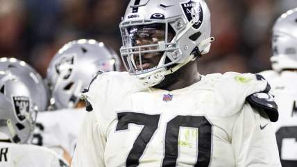 Chicago Bears claim Raiders 2021 first-round draft bust Alex Leatherwood off waivers