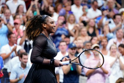 Serena Williams advances in U.S. Open as legendary career continues