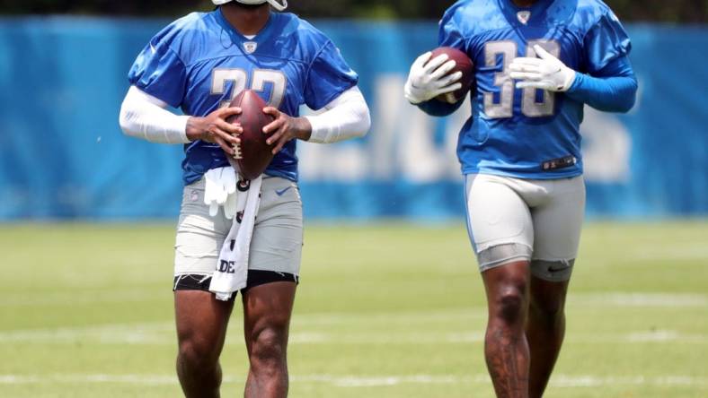 Detroit Lions running backs D'Andre Swift and Jamaal Williams on the field during minicamp practice Wednesday, June 9, 2021, at  then Allen Park practice facility in Detroit.

Lions