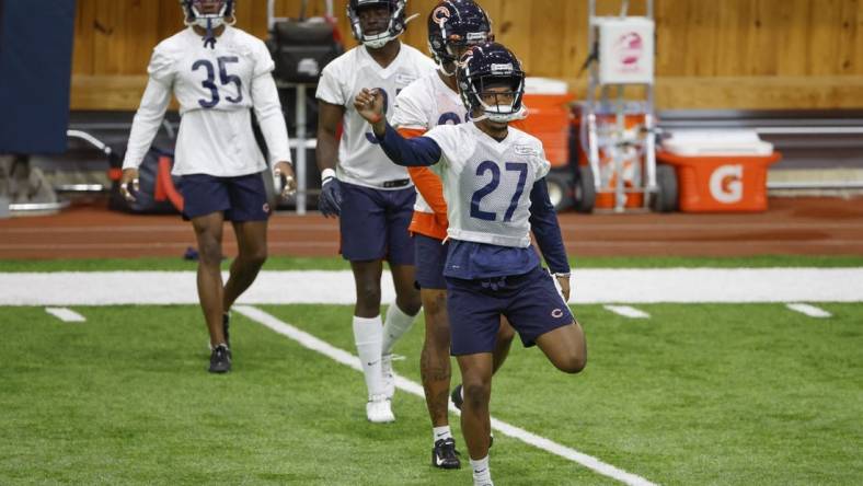 Jun 8, 2022; Lake Forest, IL, USA; Chicago Bears defensive back Thomas Graham Jr. (27) warms up during organized team activities at Halas Hall. Mandatory Credit: Kamil Krzaczynski-USA TODAY Sports