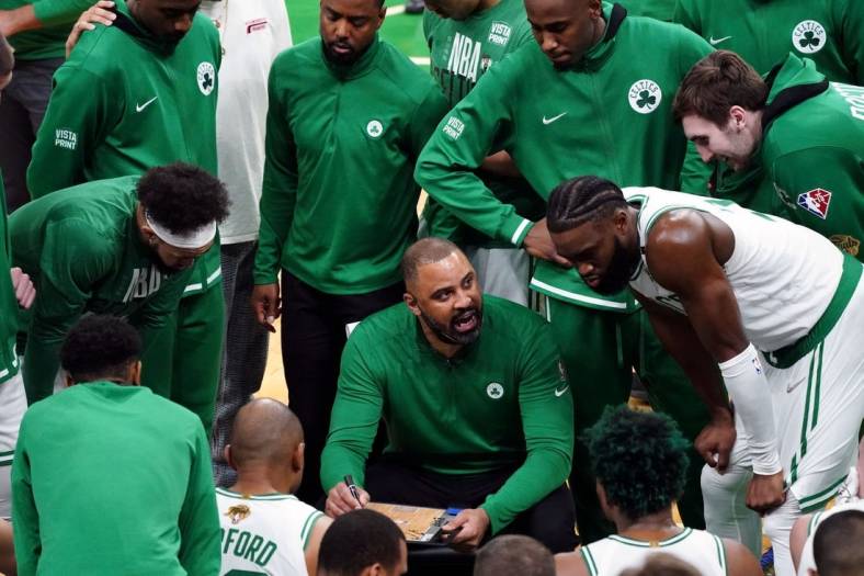 Jun 10, 2022; Boston, Massachusetts, USA; Boston Celtics head coach Ime Udoka talks with his team during a timeout  in the second quarter of game four in the 2022 NBA Finals against the Golden State Warriors at the TD Garden. Mandatory Credit: David Butler II-USA TODAY Sports