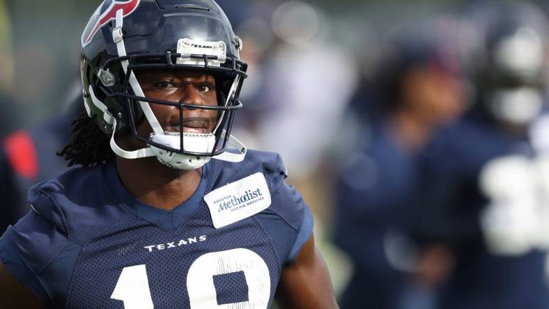 Jun 14, 2022; Houston, Texas, USA;  Houston Texans wide receiver Chris Conley (18) practices drills at minicamp at NRG Stadium. Mandatory Credit: Thomas Shea-USA TODAY Sports