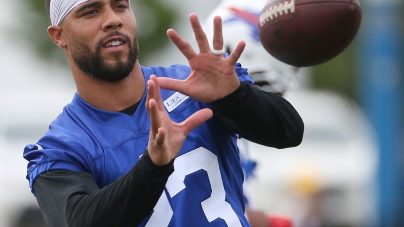Safety Micah Hyde eyes in the ball on the opening day of the Buffalo Bills training camp at St. John Fisher University in Rochester Sunday, July 24, 2022.Sd 072422 Bills Camp 16 Spts