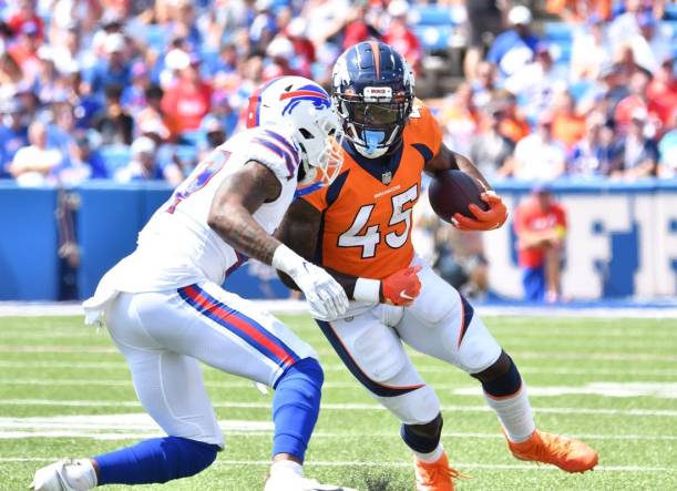 Buffalo Bills cornerback Christian Benford fractured hand