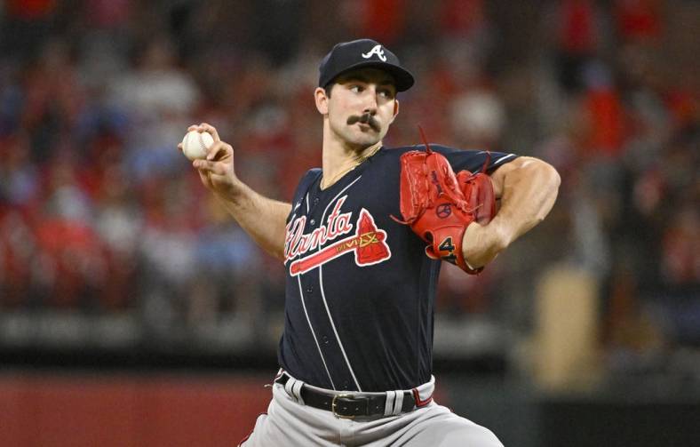 Aug 26, 2022; St. Louis, Missouri, USA;  Atlanta Braves starting pitcher Spencer Strider (65) pitches against the St. Louis Cardinals during the fifth inning at Busch Stadium. Mandatory Credit: Jeff Curry-USA TODAY Sports