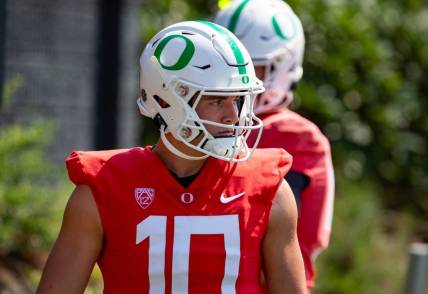 Oregon quarterback Bo Nix works out during practice on Aug. 19, 2022, in Eugene, Ore.

Syndication The Register Guard