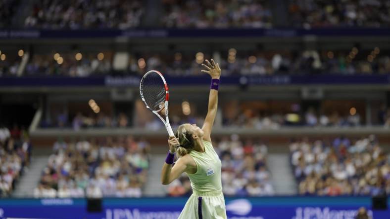 Aug 31, 2022; Flushing, NY, USA; Anett Kontaveit (EST) serves against Serena Williams (USA) (not pictured) on day three of the 2022 U.S. Open tennis tournament at USTA Billie Jean King Tennis Center. Mandatory Credit: Geoff Burke-USA TODAY Sports