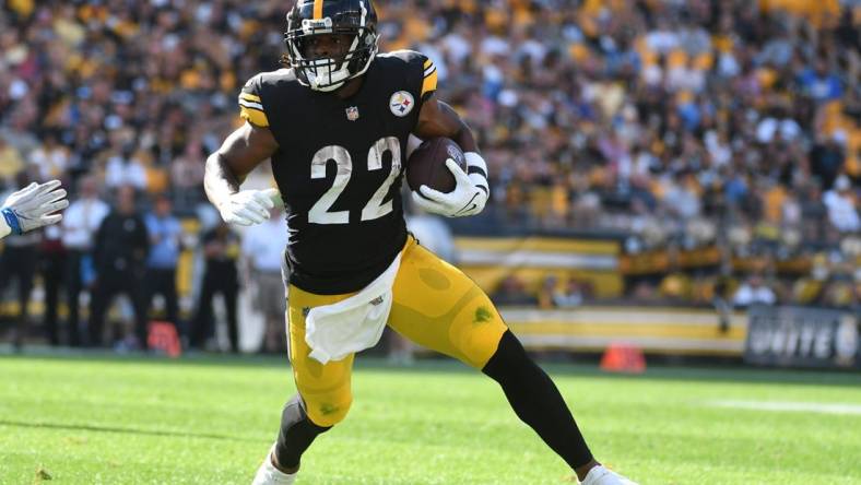 Aug 28, 2022; Pittsburgh, Pennsylvania, USA;  Pittsburgh Steelers running back Najee Harris (22) runs against the Detroit Lions during the first quarter at Acrisure Stadium. Mandatory Credit: Philip G. Pavely-USA TODAY Sports