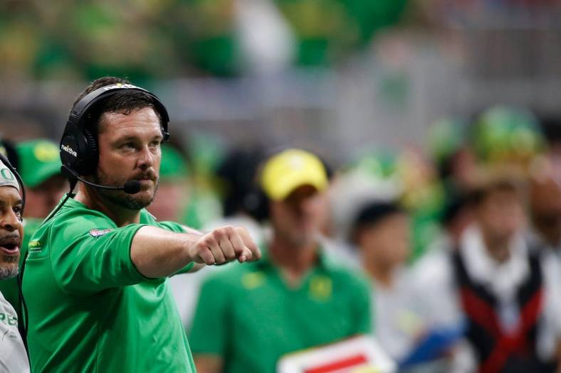 Oregon head coach Dan Lanning on the sideline during the first half of the Chick-fil-A Kickoff NCAA college football game between Oregon and Georgia in Atlanta, on Saturday, Sept. 3, 2022.

News Joshua L Jones