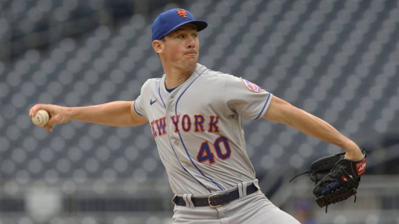 Sep 7, 2022; Pittsburgh, Pennsylvania, USA;  New York Mets starting pitcher Chris Bassitt (40) delivers a pitch against the Pittsburgh Pirates during the first inning at PNC Park. Mandatory Credit: Charles LeClaire-USA TODAY Sports