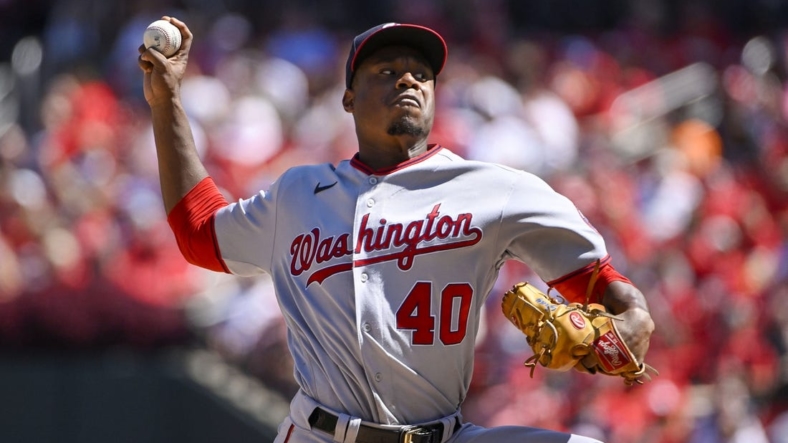 Sep 8, 2022; St. Louis, Missouri, USA;  Washington Nationals starting pitcher Josiah Gray (40) pitches against the St. Louis Cardinals during the fourth inning at Busch Stadium. Mandatory Credit: Jeff Curry-USA TODAY Sports