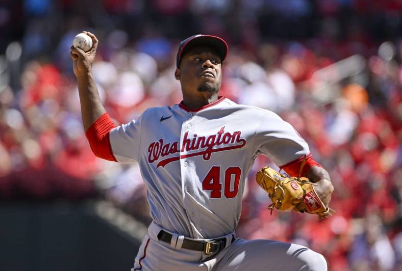 Sep 8, 2022; St. Louis, Missouri, USA;  Washington Nationals starting pitcher Josiah Gray (40) pitches against the St. Louis Cardinals during the fourth inning at Busch Stadium. Mandatory Credit: Jeff Curry-USA TODAY Sports