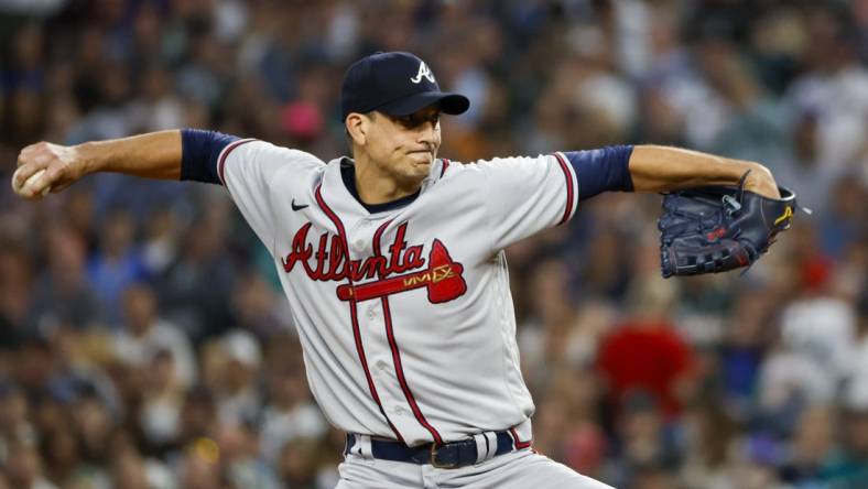 Sep 9, 2022; Seattle, Washington, USA; Atlanta Braves starting pitcher Charlie Morton (50) throws against the Seattle Mariners during the third inning at T-Mobile Park. Mandatory Credit: Joe Nicholson-USA TODAY Sports