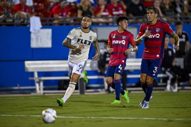 Sep 10, 2022; Frisco, Texas, USA; Los Angeles FC forward Cristian Arango (9) chases the ball in the FC Dallas end during the first half at Toyota Stadium. Mandatory Credit: Jerome Miron-USA TODAY Sports