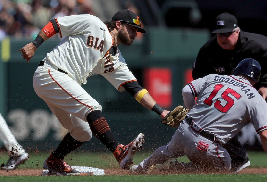 Giants Quiet Braves' Bats To Notch Win