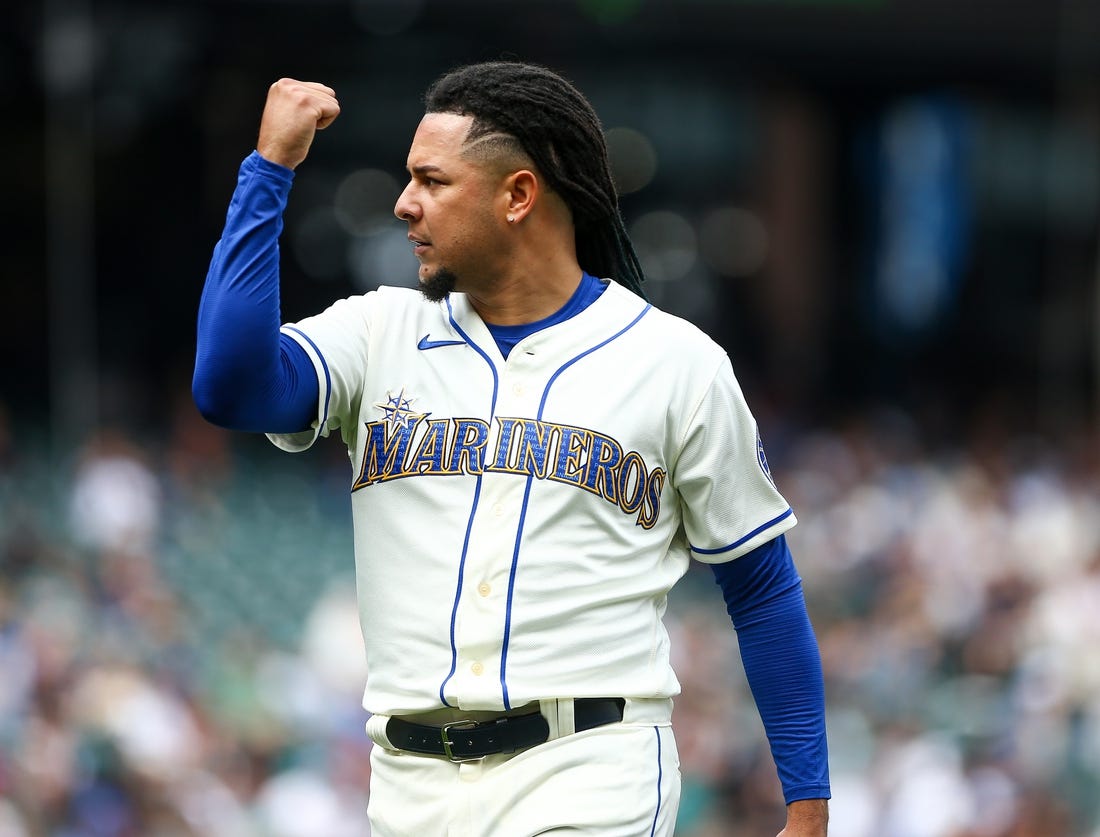 Sep 14, 2022; Seattle, Washington, USA;  Seattle Mariners starting pitcher Luis Castillo (21) reacts after a pitch against the San Diego Padres during the second inning at T-Mobile Park. Mandatory Credit: Lindsey Wasson-USA TODAY Sports