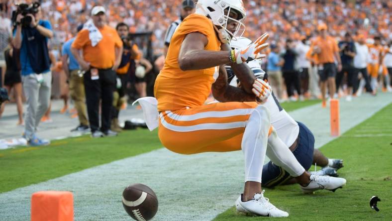 Tennessee wide receiver Cedric Tillman (4) loses a pass in the end zone during a game between Tennessee and Akron at Neyland Stadium in Knoxville, Tenn. on Saturday, Sept. 17, 2022.

Kns Utvakron0917