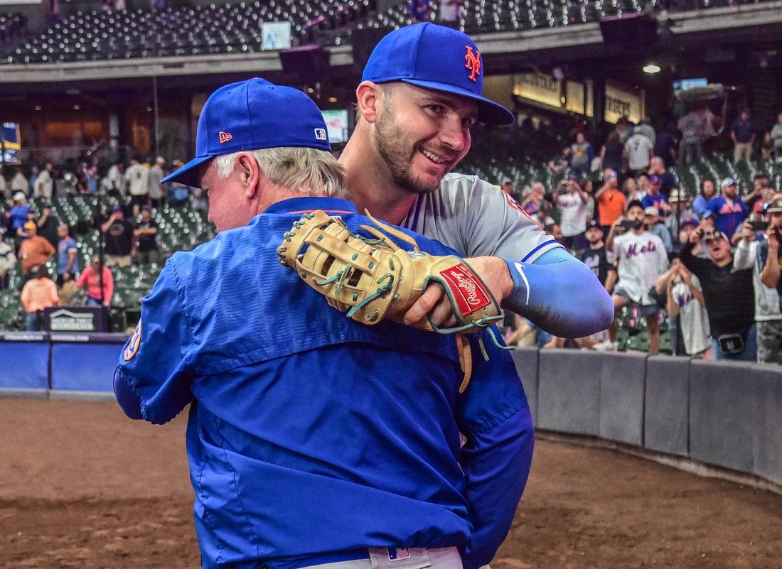 Mets' Max Scherzer leaves game after 6 perfect innings, team clinches  playoff spot