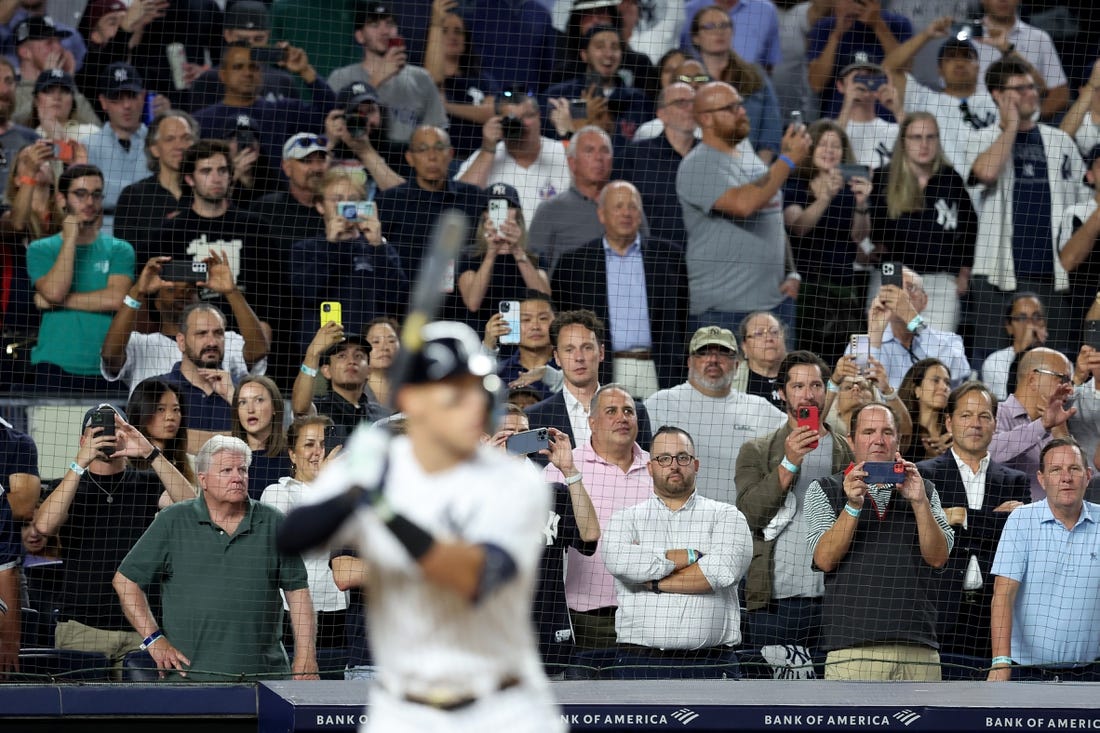 Yankees' Aaron Judge socks 60th homer in comeback win