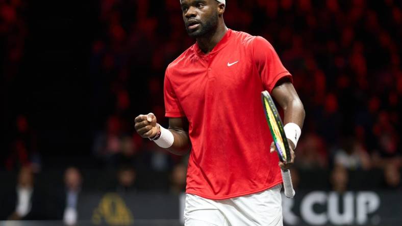 Sep 24, 2022; London, United Kingdom;
Frances Tiafoe (USA) reacts to a point against Novak Djokovic (SRB) in a Laver Cup singles match.  Mandatory Credit: Peter van den Berg-USA TODAY Sports